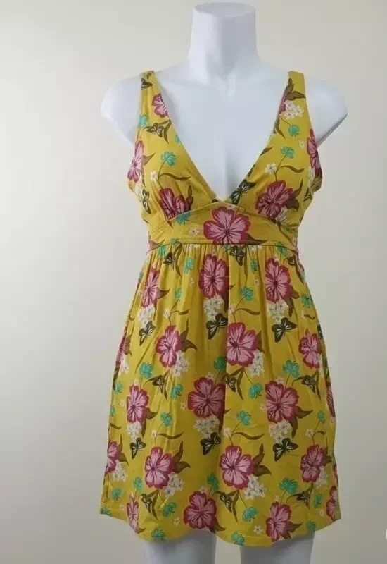 👗Vestido Floral Xs con Espalda Nido de Abeja – photo 4